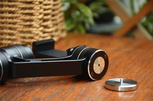 用它來拍攝跑車或者美女模特,手更穩了 悠拍手持穩定器測評